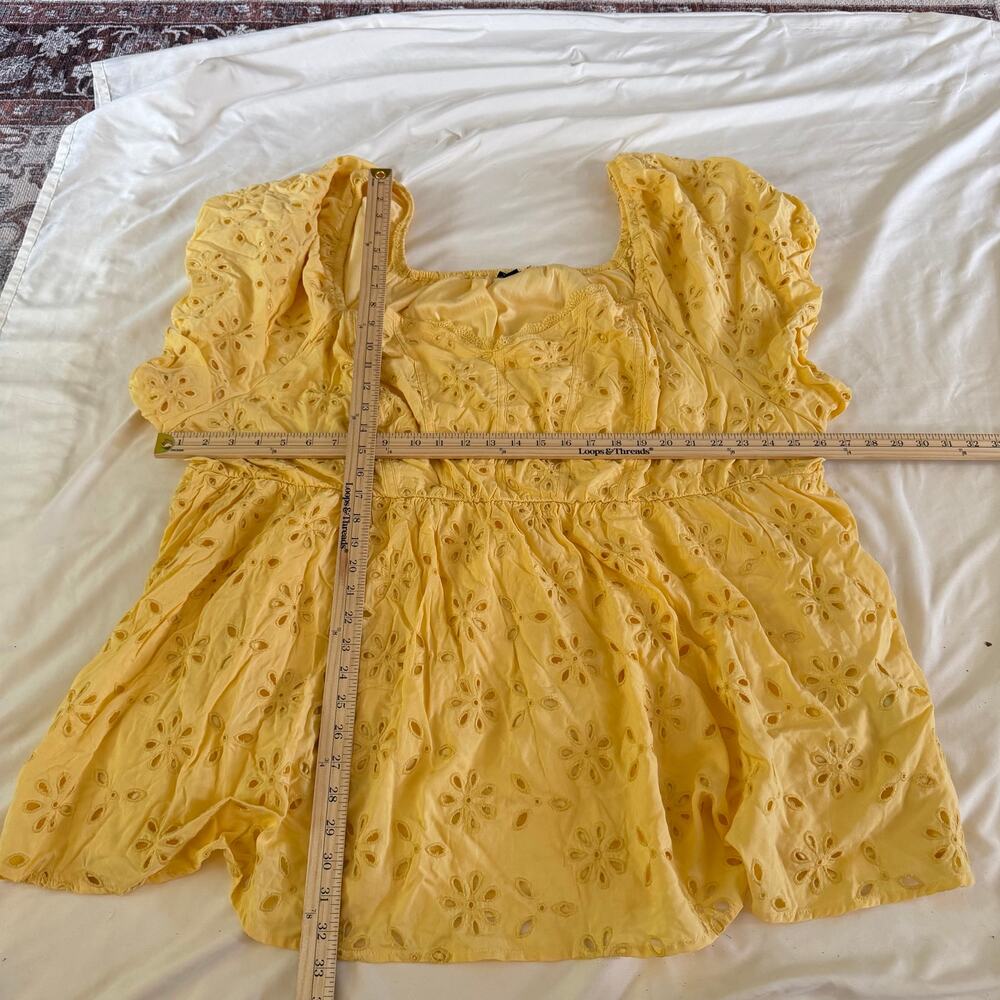 Torrid Yellow Floral Eyelet Babydoll Blouse Plus Size 6X Cottagecore Whimsy - Picture 9 of 9